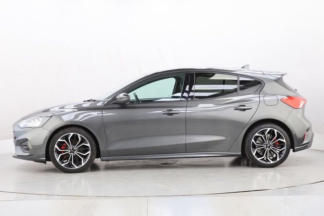 2021 Ford Focus 1L St-Line X Edition 5dr - Photo 6