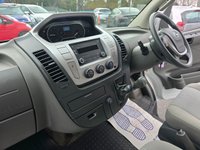 USED 2020 20 LDV V80 2.5 Eco-D LWB Luton with tail lift, 52,700 miles, 1 owner, Euro 6 diesel, 6 Speed Manual, A/C, Bluetooth, ULEZ compliant. Plus VAT @ 20%! This 2020 LDV V80 boasts a full service history, with its last service completed on 25th October 2025 at 52,601 miles, offering excellent provenance. This 2.5 Eco-D LWB Euro 5 derivative is powered by a 2.5 litre diesel engine producing 134 bhp. It comes equipped with front air conditioning and an FM-AM-MP3 player with Bluetooth connectivity. A 12 month MOT will be provided on purchase, and the vehicle is covered by a 3 month warranty.  The 2.5 Eco-D engine in this LDV V80 provides a strong perf