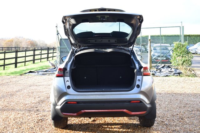 2023 NISSAN JUKE 1.6 N-Connecta SUV 5dr Petrol Hybrid Auto Euro 6 (143 ps) - Photo 12
