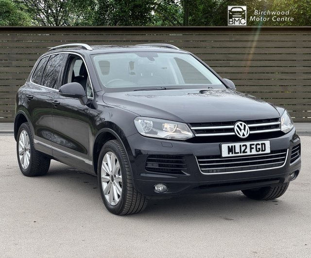 2012 Volkswagen Touareg 3.0 TDI V6 BlueMotion Tech SE SUV 5dr Diesel Tiptronic 4WD Euro 5 (s/s) (245 ps) photo