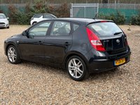 USED 2008 08 HYUNDAI I30 1.6 CRDi Premium Hatchback 5dr Diesel Manual Euro 4 (115 ps) 