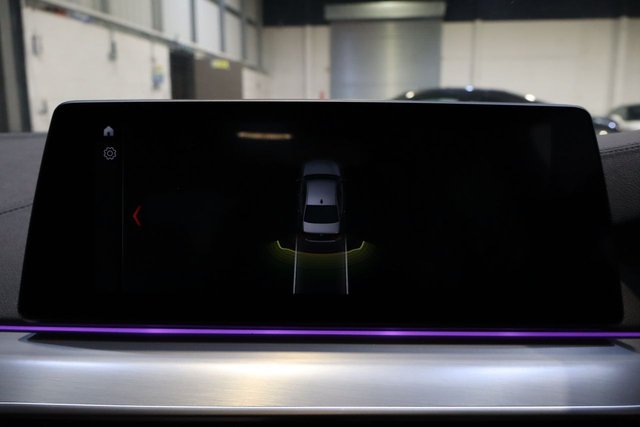 2019 BMW 5 SERIES - Photo 5