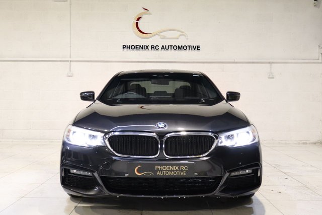 2019 BMW 5 SERIES - Photo 6