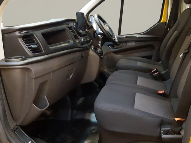 2022 Ford Transit Custom 2L Leader 5dr - Photo 9