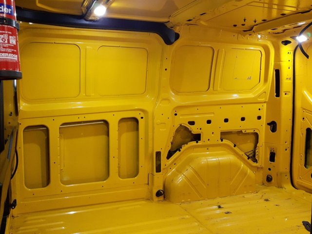 2022 Ford Transit Custom 2L Leader 5dr - Photo 7