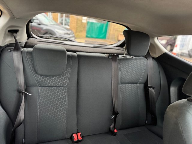 2008 Ford Fiesta 1.4L Titanium 3dr - Photo 3