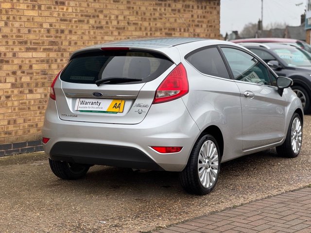 2008 Ford Fiesta 1.4L Titanium 3dr - Photo 6