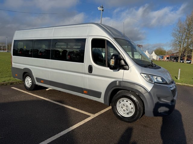 View our CITROEN RELAY