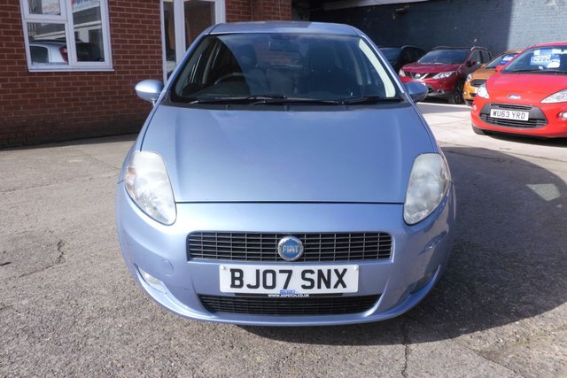 2007 FIAT GRANDE PUNTO - Photo 9