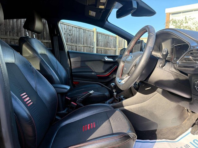 2019 Ford Fiesta - Photo 5