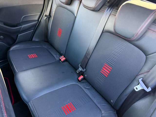 2019 Ford Fiesta - Photo 9