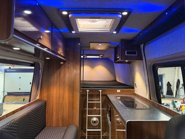 View our VOLKSWAGEN CRAFTER