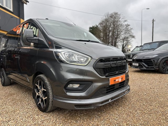 2018 Ford Transit Custom 2L Limited 5dr - Photo 2
