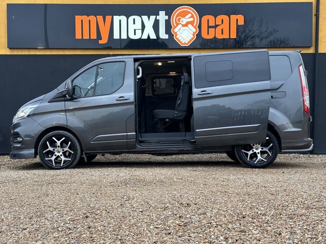 2018 Ford Transit Custom 2L Limited 5dr - Photo 6