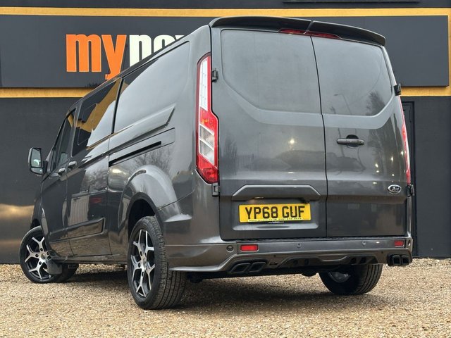 2018 Ford Transit Custom 2L Limited 5dr - Photo 7