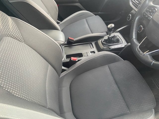 2019 FORD FOCUS - Photo 8