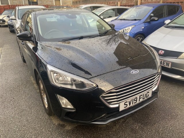 2019 FORD FOCUS - Photo 2