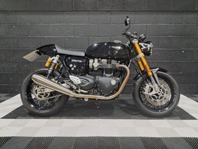 View our TRIUMPH THRUXTON 1200 RS