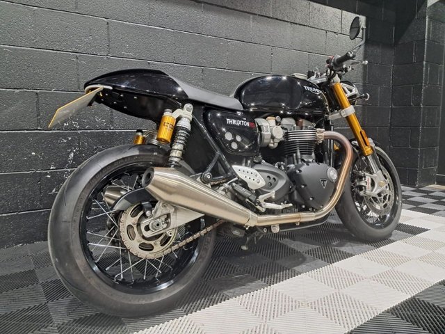 View our TRIUMPH THRUXTON 1200 RS