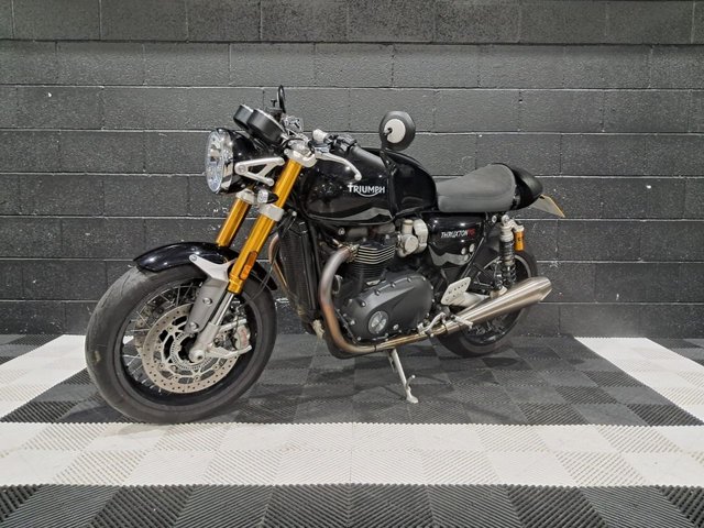 View our TRIUMPH THRUXTON 1200 RS