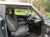 USED 2008 08 MINI CLUBMAN 1.6 Cooper Estate 5dr Petrol Manual Euro 4 (120 ps) 