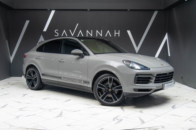 2019 PORSCHE CAYENNE