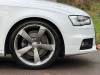 USED 2013 63 AUDI A4 AVANT 2.0 TDI Black Edition Estate 5dr Diesel Multitronic Euro 5 (s/s) (150 ps) 