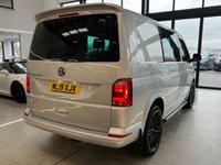 USED 2019 19 VOLKSWAGEN TRANSPORTER 2.0 BiTDI T30 BlueMotion Tech Highline Kombi Double Cab 5dr Diesel DSG FWD SWB Euro 6 (s/s) (204 ps) 