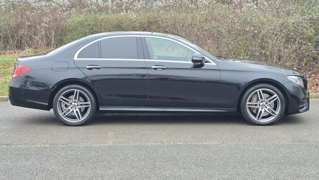 2018 Mercedes-Benz E-CLASS - Photo 6