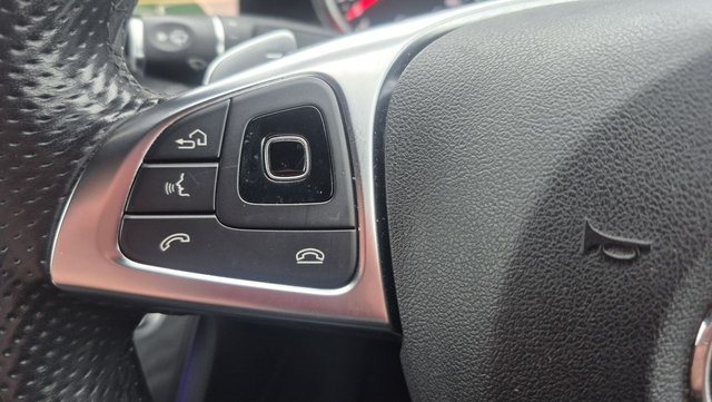 2018 Mercedes-Benz E-CLASS - Photo 12