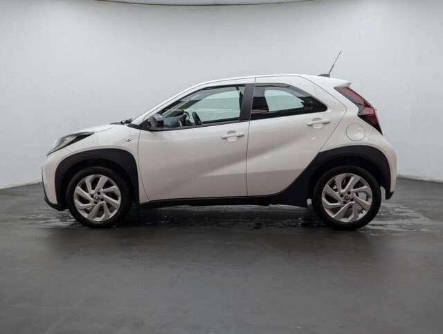 USED 2023 23 TOYOTA AYGO X 1.0 VVT-i Pure Hatchback 5dr Petrol x-shift Euro 6 (s/s) (72 ps) - APPLE CARPLAY + CRUISE CONTROL CLICK & COLLECT/HOME DELIVERY