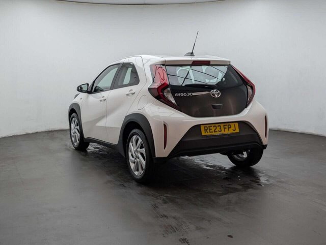 USED 2023 23 TOYOTA AYGO X 1.0 VVT-i Pure Hatchback 5dr Petrol x-shift Euro 6 (s/s) (72 ps) - APPLE CARPLAY + CRUISE CONTROL CLICK & COLLECT/HOME DELIVERY