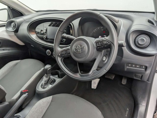 USED 2023 23 TOYOTA AYGO X 1.0 VVT-i Pure Hatchback 5dr Petrol x-shift Euro 6 (s/s) (72 ps) - APPLE CARPLAY + CRUISE CONTROL CLICK & COLLECT/HOME DELIVERY