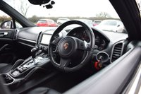 USED 2012 PORSCHE CAYENNE 3.0 TD V6 SUV 5dr Diesel Tiptronic 4WD Euro 5 (s/s) (240 ps) AIR SUSP / LOW MILES / BOSE