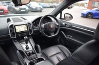 USED 2012 PORSCHE CAYENNE 3.0 TD V6 SUV 5dr Diesel Tiptronic 4WD Euro 5 (s/s) (240 ps) AIR SUSP / LOW MILES / BOSE