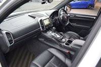 USED 2012 PORSCHE CAYENNE 3.0 TD V6 SUV 5dr Diesel Tiptronic 4WD Euro 5 (s/s) (240 ps) AIR SUSP / LOW MILES / BOSE