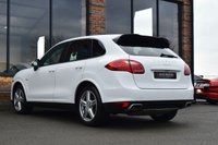 USED 2012 PORSCHE CAYENNE 3.0 TD V6 SUV 5dr Diesel Tiptronic 4WD Euro 5 (s/s) (240 ps) AIR SUSP / LOW MILES / BOSE
