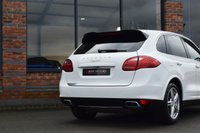 USED 2012 PORSCHE CAYENNE 3.0 TD V6 SUV 5dr Diesel Tiptronic 4WD Euro 5 (s/s) (240 ps) AIR SUSP / LOW MILES / BOSE