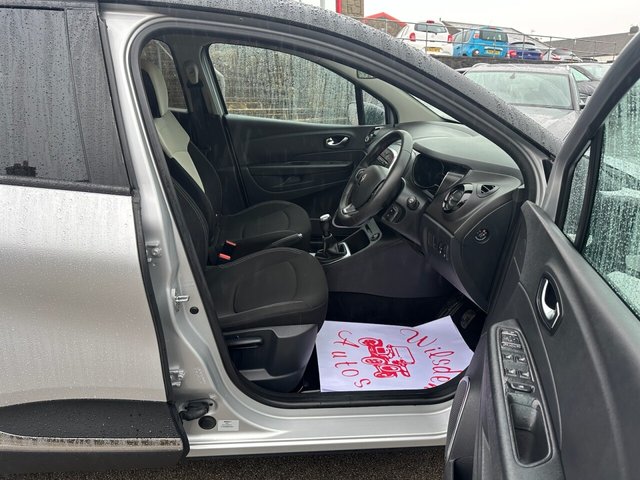 2019 RENAULT, CAPTUR - Photo 10