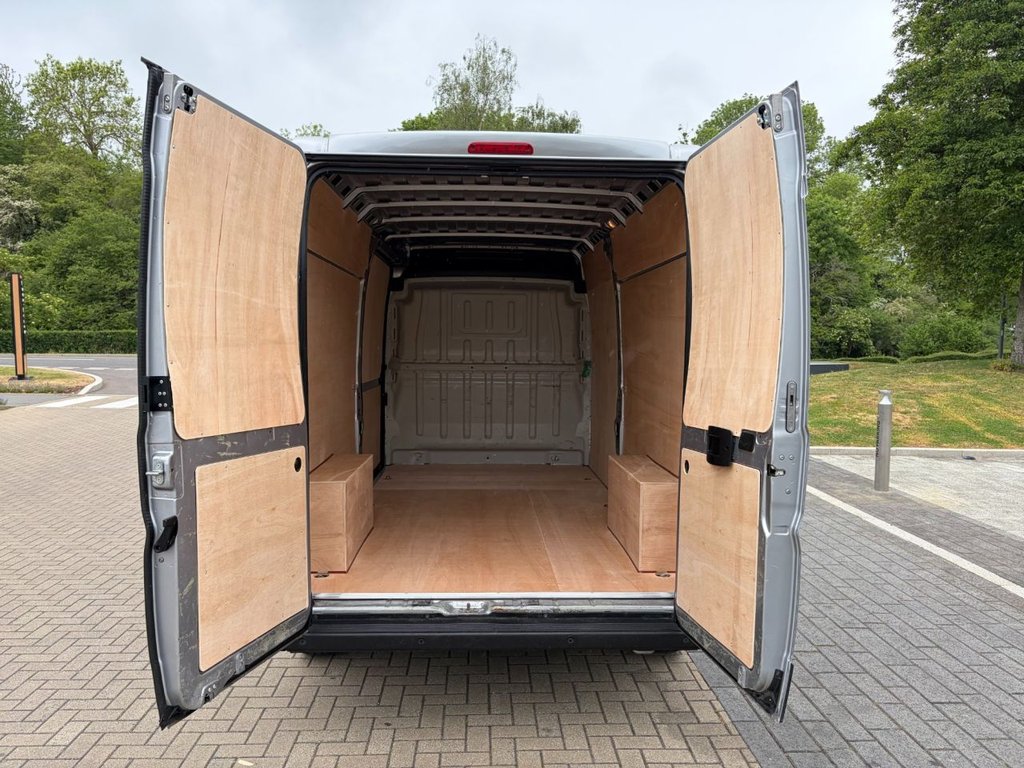 USED 2023 23 CITROEN RELAY 35 ENTERPRISE 2.2BlueHDi EU6 S/S L3 H2 140ps *AIRCON*SATNAV*SENSORS*AUTO LIGHTS AND WIPERS*E/P* L3H2-EU6-AIRCON-SATNAV-SENSORS