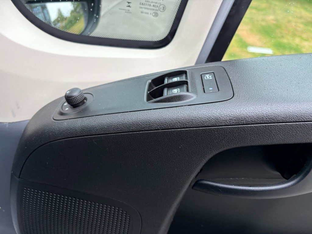 USED 2023 23 CITROEN RELAY 35 ENTERPRISE 2.2BlueHDi EU6 S/S L3 H2 140ps *AIRCON*SATNAV*SENSORS*AUTO LIGHTS AND WIPERS*E/P* L3H2-EU6-AIRCON-SATNAV-SENSORS