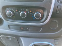USED 2020 70 RENAULT TRAFIC 2.0 dCi ENERGY 30 Sport Nav LWB 9-seat Double Cab, 69,000 miles, 1 owner, Euro 6, Air Conditioning, Cruise, Touchscreen, rear sensors. NO VAT! This 2020 Renault Trafic Sport Nav is a rare find, having had only one owner since new. This nine seater panel van is powered by a 2.0L Diesel engine and meets Euro 6 emission standards. It comes with a 3 month warranty for your peace of mind, and a 12 month MOT will be provided upon purchase, ensuring its roadworthiness. Notable features include rear parking sensors with parking assistance, the MediaNav Evolution 7in touchscreen multimedia system with Bluetooth connectivity, and manual air cond