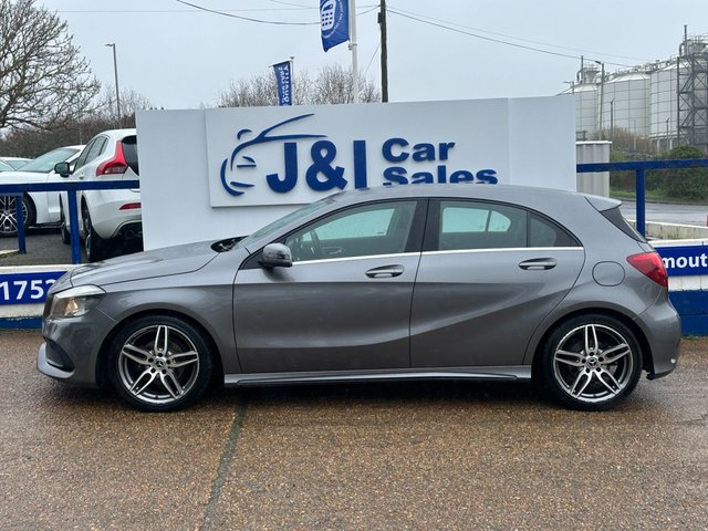 2017 MERCEDES-BENZ A-CLASS 2.1 A200d AMG Line Hatchback 5dr Diesel 7G-DCT Euro 6 (s/s) (136 ps) - Photo 4