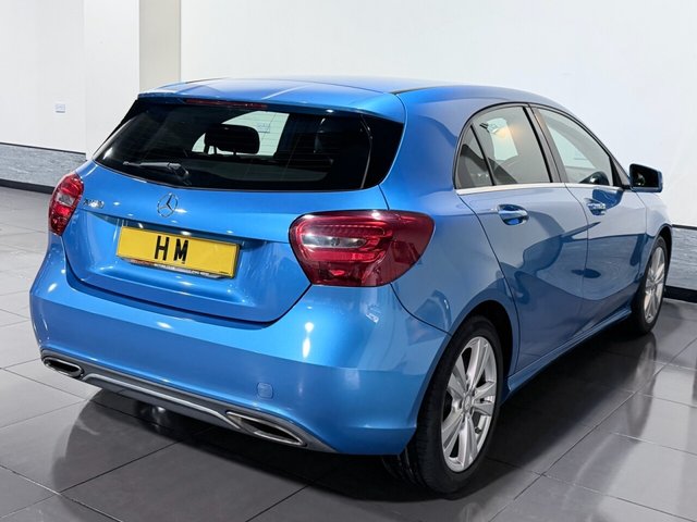 2017 Mercedes-Benz A-CLASS - Photo 2