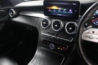 USED 2019 69 MERCEDES-BENZ C CLASS 2.0 C300d AMG Line (Premium) G-Tronic+ Euro 6 (s/s) 4dr COMPREHENSIVE SERVICE HISTORY