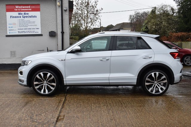 2019 VOLKSWAGEN T-ROC 1.6 TDI R-Line SUV 5dr Diesel Manual Euro 6 (s/s) (115 ps) - Photo 4