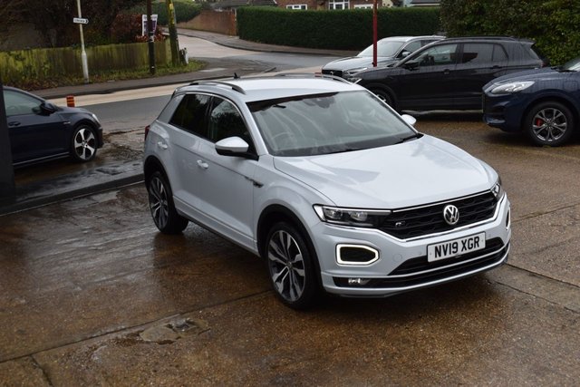 2019 VOLKSWAGEN T-ROC 1.6 TDI R-Line SUV 5dr Diesel Manual Euro 6 (s/s) (115 ps) - Photo 9