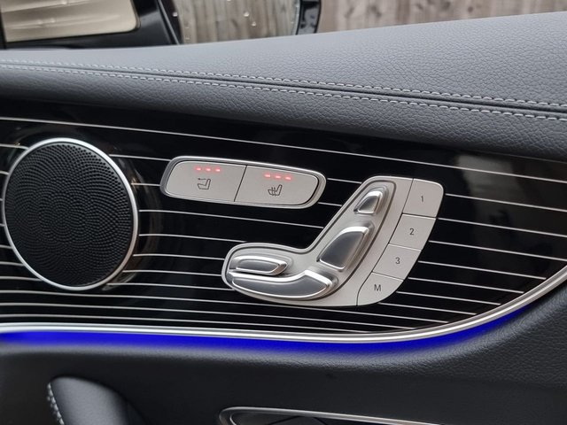 2017 MERCEDES-BENZ E-CLASS 3.0 E400 V6 AMG Line (Premium) Cabriolet 2dr Petrol G-Tronic+ 4MATIC Euro 6 (s/s) (333 ps) - Photo 8