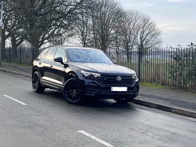 2023 Volkswagen Touareg 3L Black Edition 5dr - Photo 4