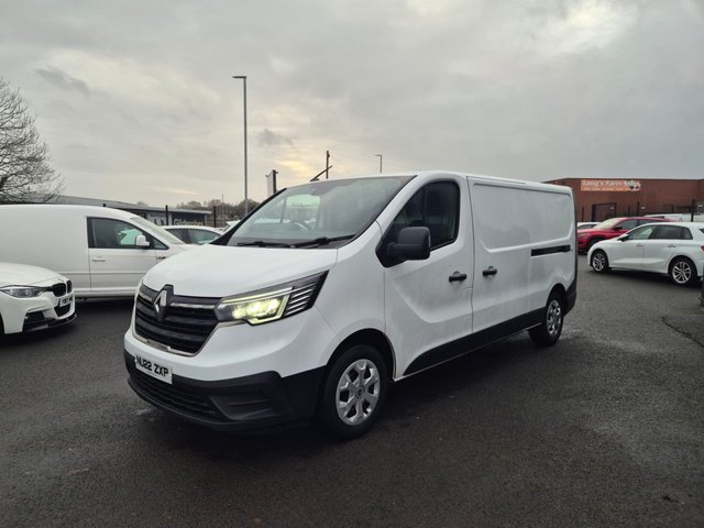 2022 RENAULT TRAFIC - Photo 8